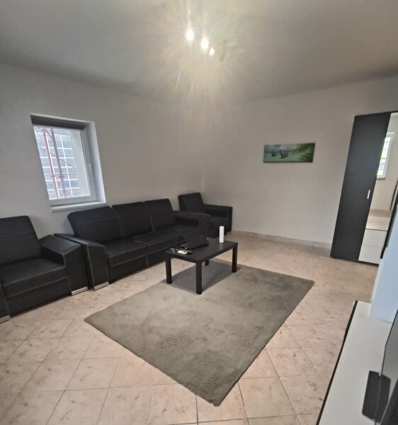 Nerva Traian, Unirii, garsoniera decomandata.